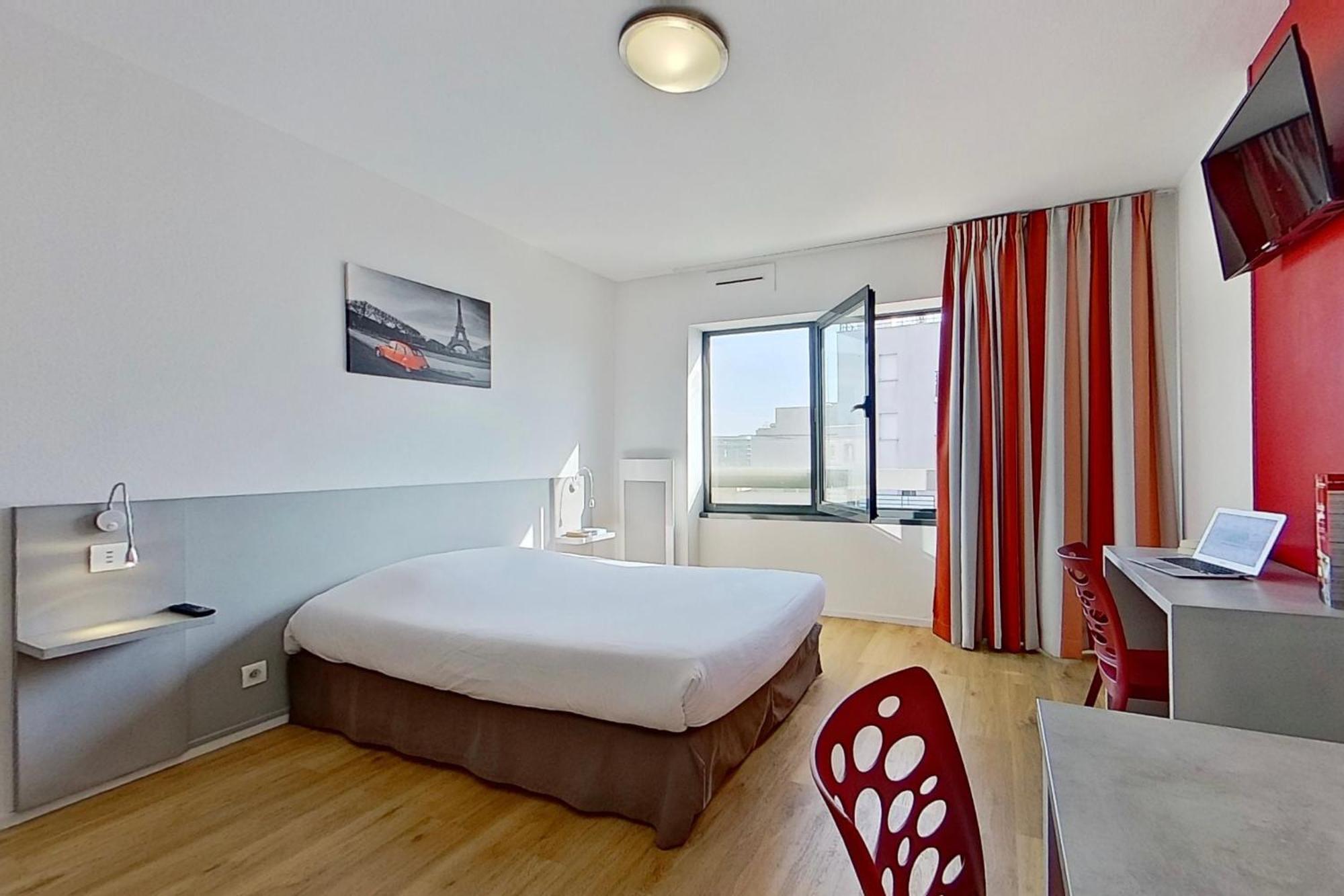 ซิตี้ เรสซิเดนซ์ อิฟรี Aparthotel อีวรี-ซูร์-แซ็น ภายนอก รูปภาพ