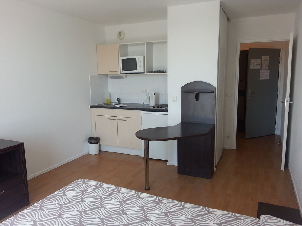 ซิตี้ เรสซิเดนซ์ อิฟรี Aparthotel อีวรี-ซูร์-แซ็น ภายนอก รูปภาพ
